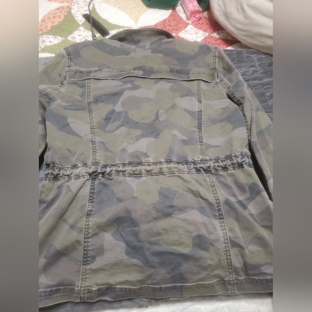 Camp jacket - Picture 2 of 3